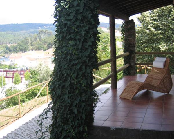 Casa Ribeira De Pera Villa Castanheira de Pera Exteriör bild