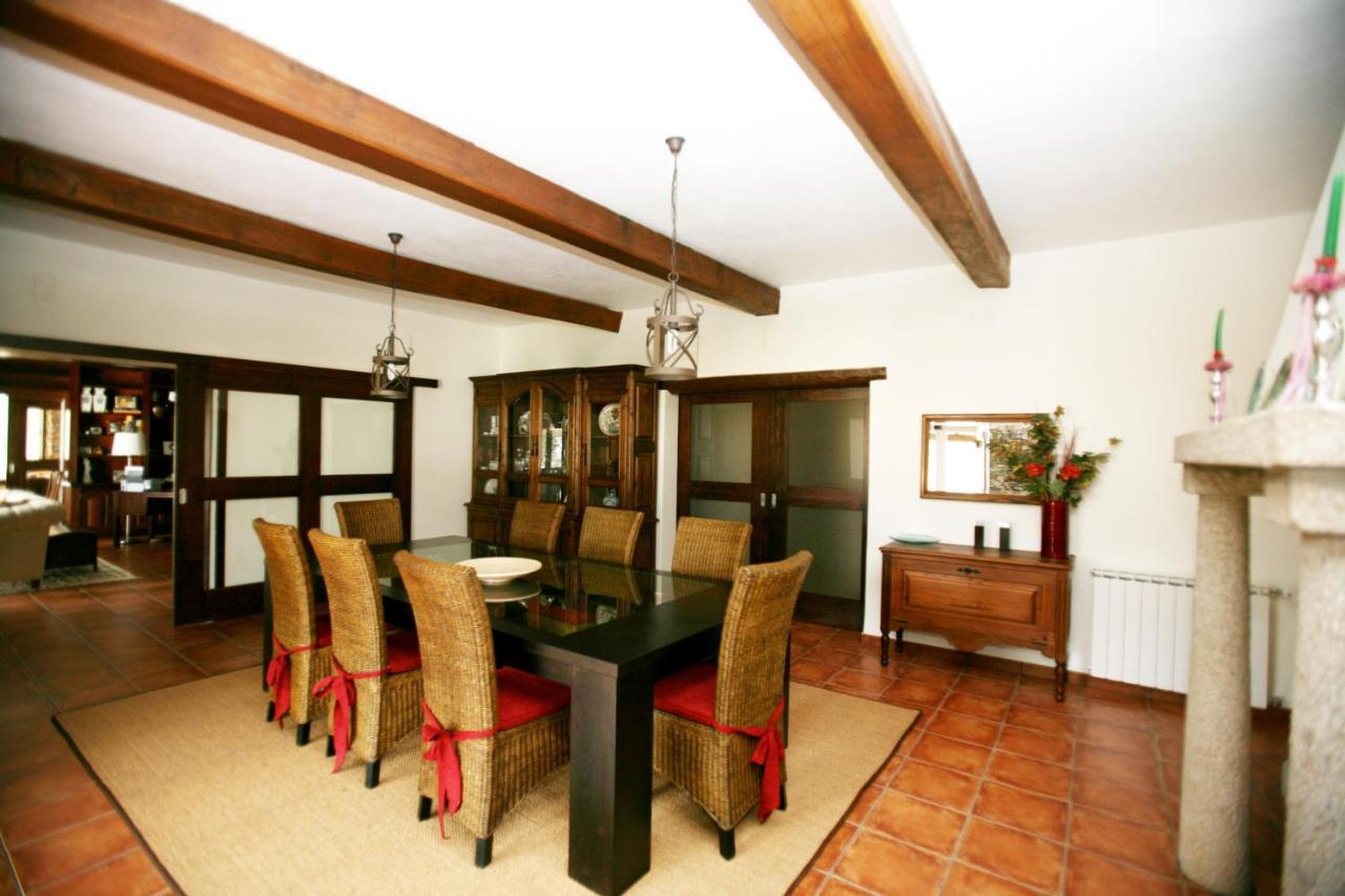 Casa Ribeira De Pera Villa Castanheira de Pera Exteriör bild