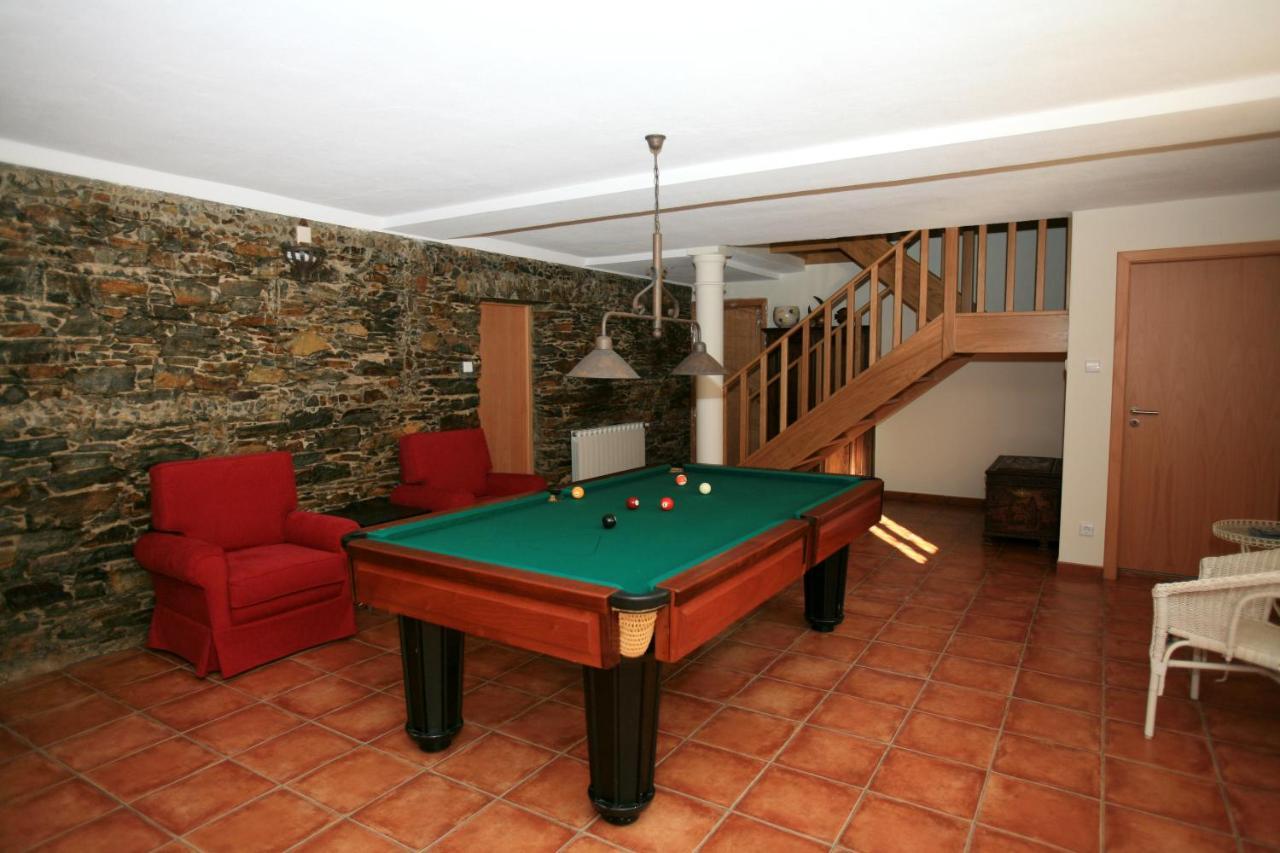 Casa Ribeira De Pera Villa Castanheira de Pera Exteriör bild