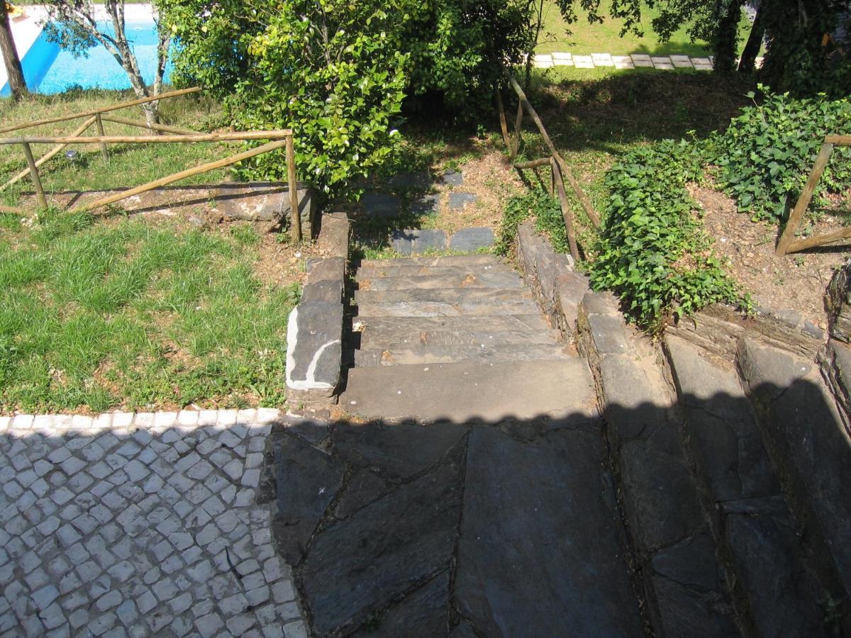 Casa Ribeira De Pera Villa Castanheira de Pera Exteriör bild